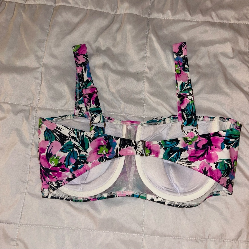 Supportive Bikini Top 🩷 - Picture 4 of 6